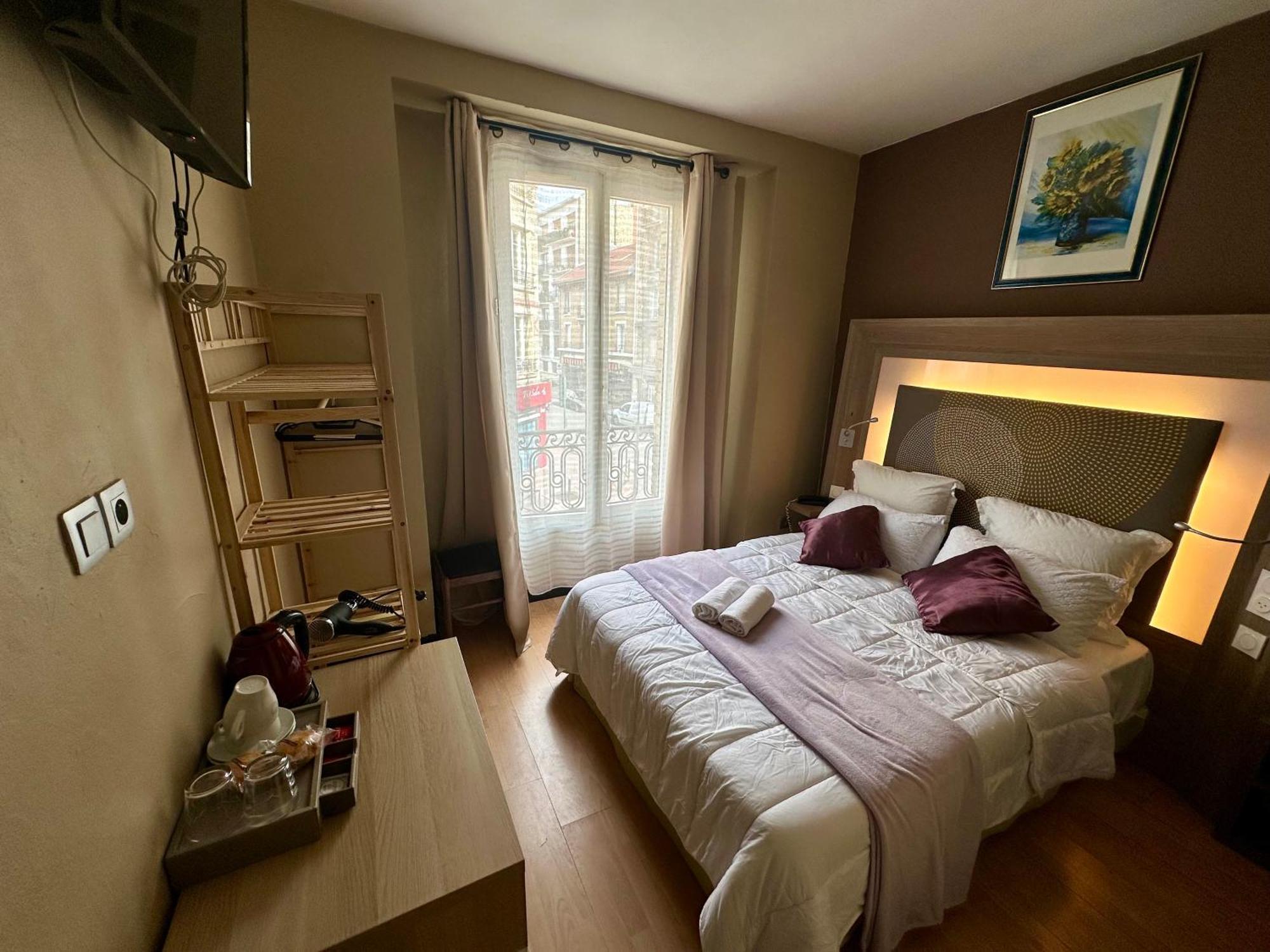 Hotel Victor Hugo Clamart Buitenkant foto