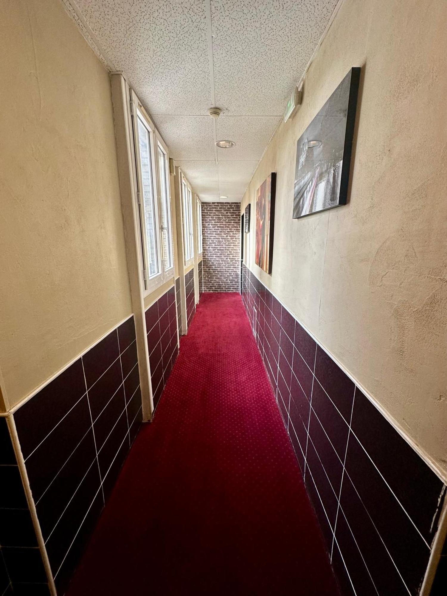 Hotel Victor Hugo Clamart Buitenkant foto