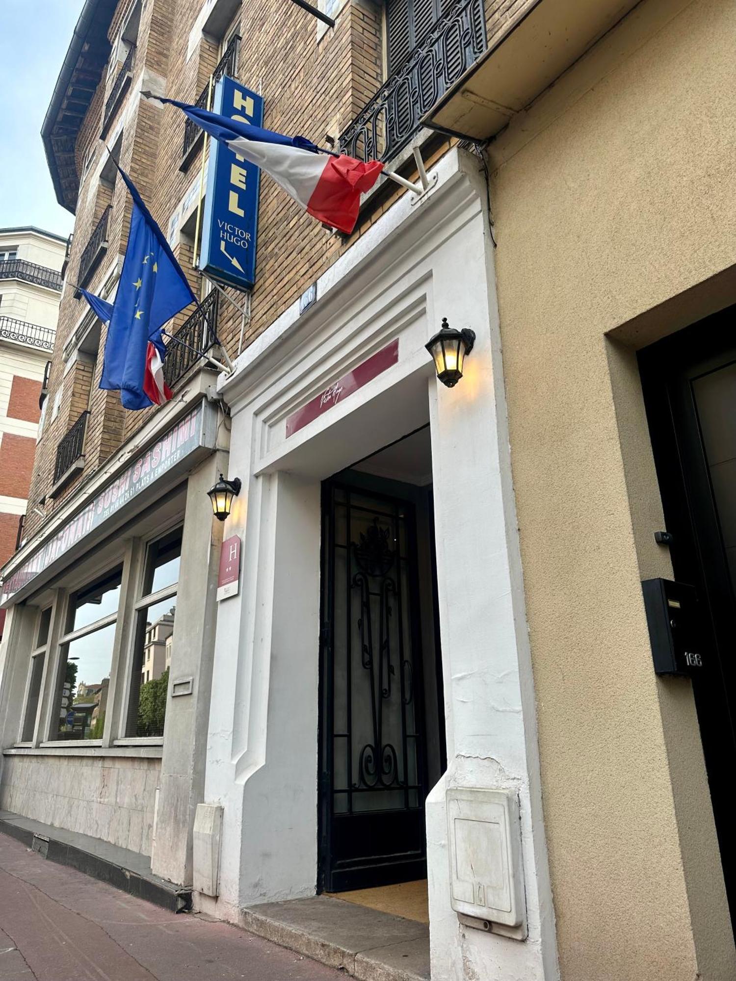 Hotel Victor Hugo Clamart Buitenkant foto