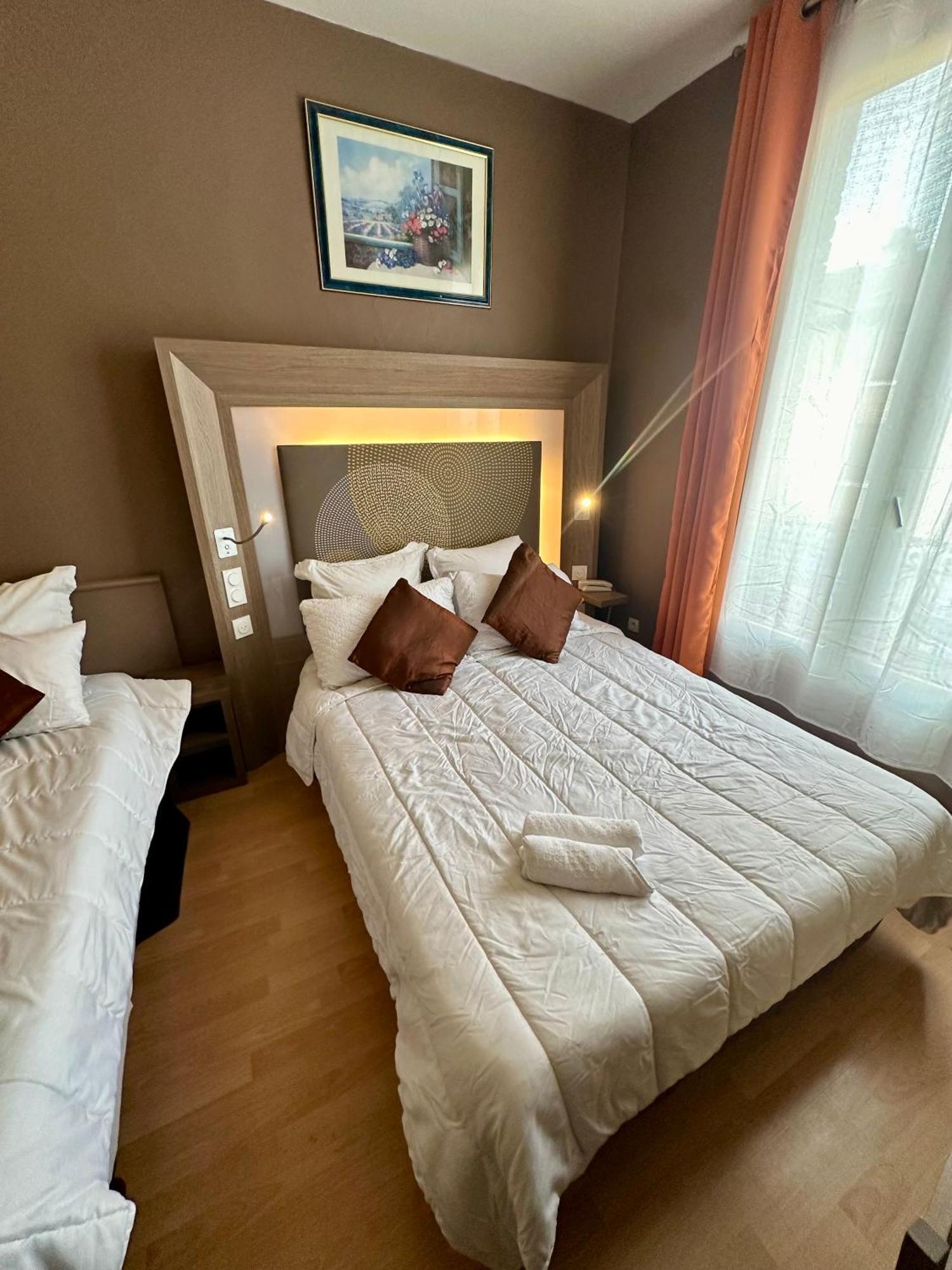 Hotel Victor Hugo Clamart Buitenkant foto