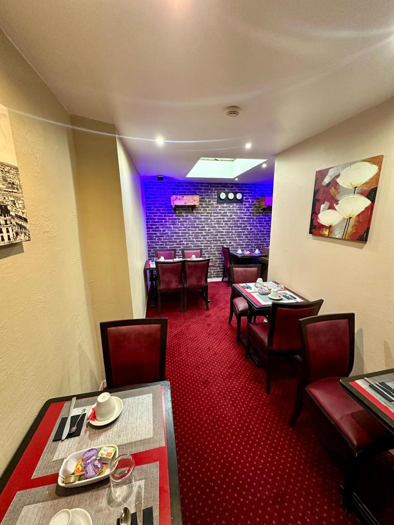 Hotel Victor Hugo Clamart Buitenkant foto